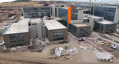Kayapınar Şehir Hastanesi'nde fiziki gerçekleşme oranı yüzde 98'e ulaştı