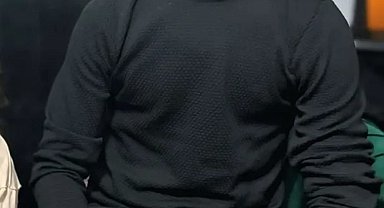 Kaza geçirenlere yardım için duran temizlik işçisi, ölenin oğlu olduğunu görünce yıkıldı