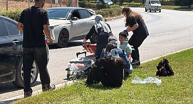 Kaza ihbarına giden polis aracına otomobil çarptı: 1'i polis, 1'i bekçi 6 yaralı