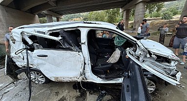 Kazada savrulan bariyer parçaları, ailesiyle piknik yapan çocuğa isabet etti
