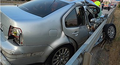 Kırıkkale'de otomobil, otobüse çarptı; 1 ölü