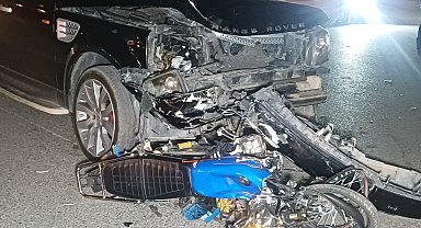 Kırmızı ışıkta geçen motosiklet cipe çarptı: 1 ölü, 1 yaralı