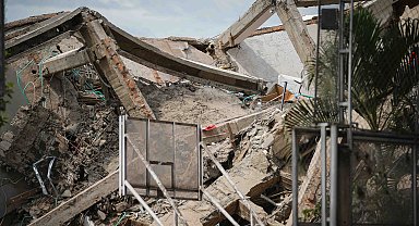 Kolombiya'daki depremde hayatını kaybedenlerin sayısı 265'e yükseldi