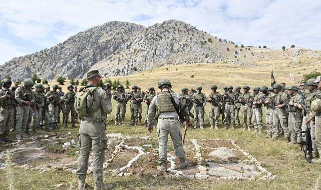 Komandolardan ihtisas kursu eğitimleri
