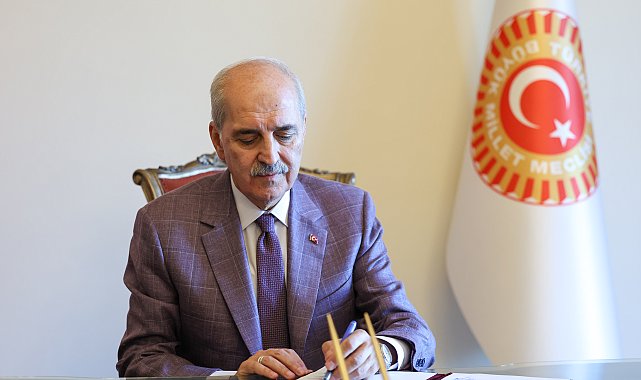 Kurtulmuş, 'Milli Dayanışma ve Toplumsal Bütünleşmenin Güçlendirilmesine Dair Kanun Teklifi'ni imzaladı