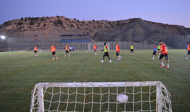 Mardin 1969 Spor, Antalyaspor maçı hazırlarını sürdürüyor