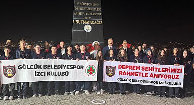 Marmara Depremi'nde hayatını kaybedenler Gölcük'te anıldı