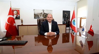Menderes Belediye Başkanı Çiçek dahil 16 şüpheli adliyede