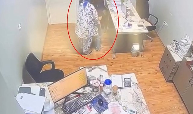 Nefes borusuna şeker kaçan kadın, Heimlich manevrasıyla kurtarıldı; o anlar kamerada