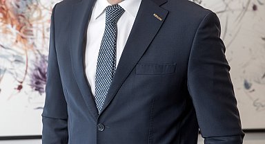 Öğrencilerin yapay zeka destekli iş fikirleri ve ürünleri FRWRD AI Akademisi'nde tamamlandı