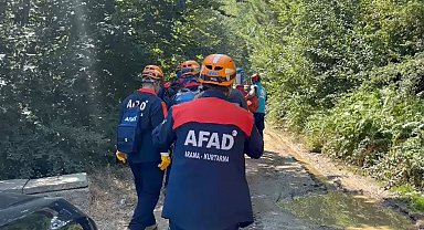 Ormanda yürüyüş yaparken kayalıklardan düşüp ayağı kırıldı, 4 saatte kurtarıldı