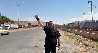 Otostopla ikinci kez Kabe'ye gidiyor