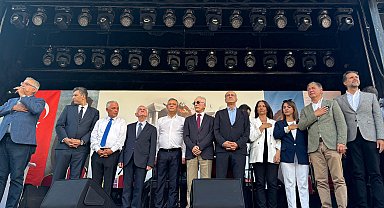 Özgür Özel, Kültür Merkezi ve Cemevi'nin temel atma törenine katıldı