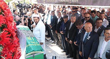 Özgür Özel, Yılmaz Büyükerşen'in kız kardeşinin cenazesine katıldı