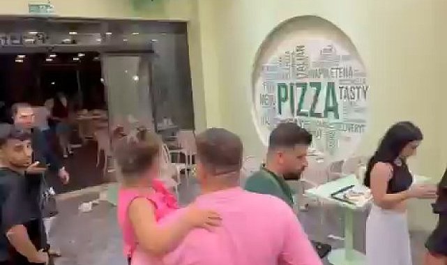 Pizzacıda iki grup arasında kavga