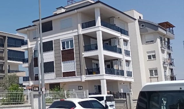 Polis memuru, 3 gün önce taşındığı evde ölü bulundu