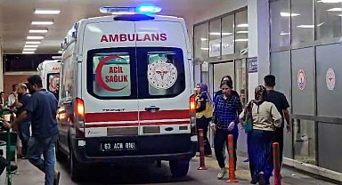 Şanlıurfa'da otomobil şarampole devrildi; 1 ölü, 4 yaralı