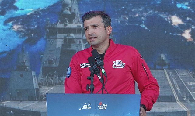 Selçuk Bayraktar: Mavi Vatan'ın kaderine Türk gençliğinin bağımsızlık mührünü bir kez daha vurduk
