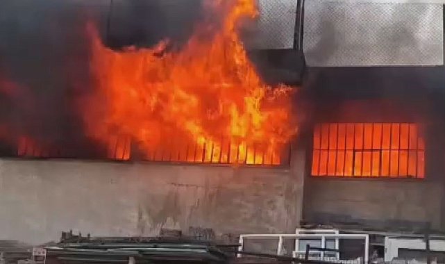 Silivri'de halı yıkama atölyesi alev alev yandı