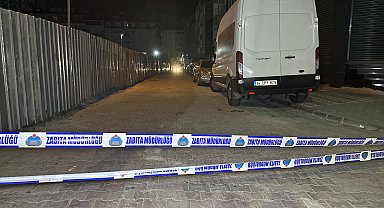 Sultangazi'de inşaatta toprak kayması meydana geldi; sokak kapatıldı