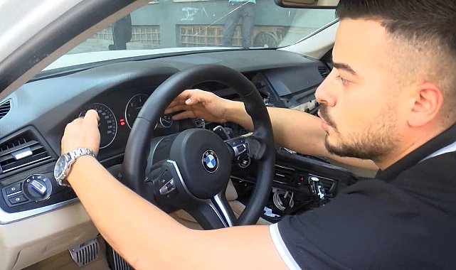 Sultangazi'de park halindeki araçlardan multimedya ekranı ve gösterge paneli çalındı