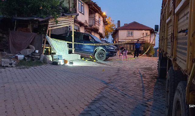 Tartıştığı husumetlilerine tabancayla ateş açtı: 2 ölü
