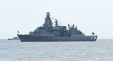 TCG Oruçreis gemisi Zafer Bayramı nedeniyle ziyarete açıldı