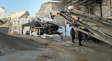 Temizlediği kamyonun yanında ölü bulundu