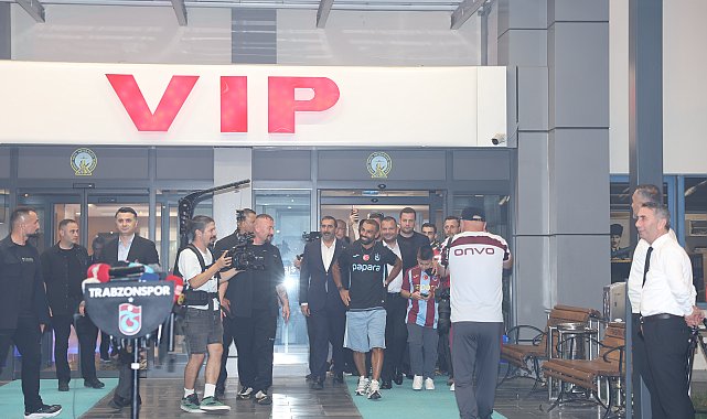 Trabzon'da Salah'a coşkulu karşılama