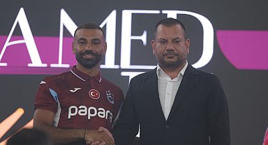 Trabzonspor'da Salah'a büyük imza töreni