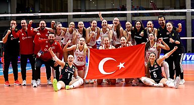 Türkiye U17 Kız Milli Takımı, Dünya Şampiyonası'nda finalde