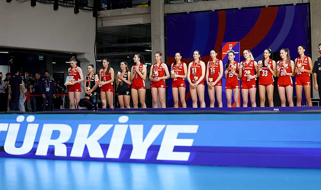 Türkiye U17 Kız Voleybol Milli Takımı, dünya ikincisi