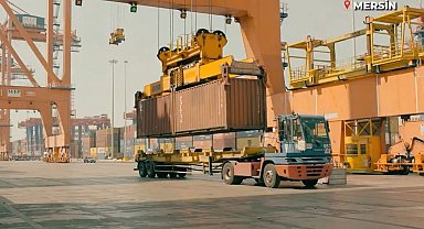 Türkiye'den Lübnan'a 15,6 tonluk tıbbi yardım malzemesi yola çıktı