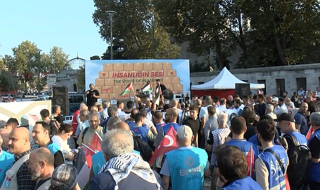 Üsküdar'da düzenlenen programda Gazze için yardım çağrısı
