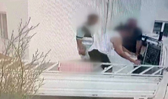 Uzaklaştırma kararını ihlal edip eşyaları götüren eşe tazminat cezası