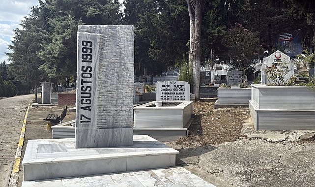 Yalova'da depremde hayatını kaybedenler anıldı