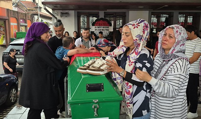 Yan yola düşüp, TIR'a çarpan otomobilin ölen sürücüsü toprağa verildi