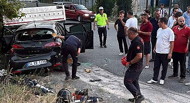 Yan yola düşüp, TIR'a çarpan otomobilin sürücüsü yaşamını yitirdi