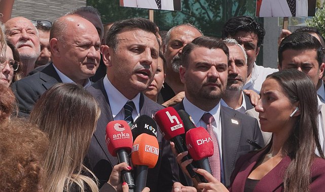 Yeni Parti İstanbul İl Başkanı Özgür Çelik konuştu