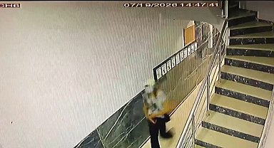 Zeytinburnu'nda kapının göbek kilidini kırıp evi soydular: 3 şüpheli tutuklandı
