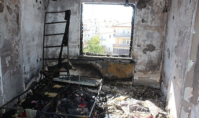 2 yaşındaki çocuk çakmakla oynarken evi yaktı