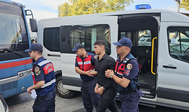 'Kız arkadaşına takip isteği gönderme' cinayetinde sanık: Bıçağı çekip hedef gözetmeden salladım
