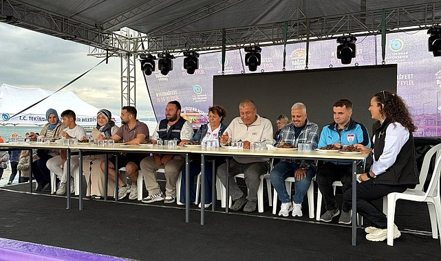 'Tekirdağ Gastronomi ve Bağcılık Festivali'nde köfte yeme yarışması yapıldı