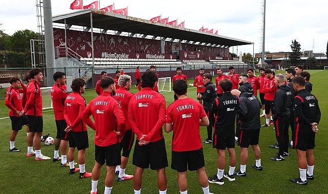 A Milli Futbol Takımı, Fransa maçının hazırlıklarına devam etti