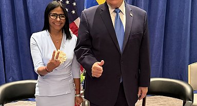 ABD Başkanı Trump ile Venezuela Geçici Devlet Başkanı Rodríguez bir araya geldi