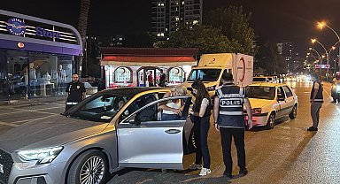 Adana'da 1594 polisle 'Huzur ve Güven' uygulaması; aranan 38 şüpheli yakalandı