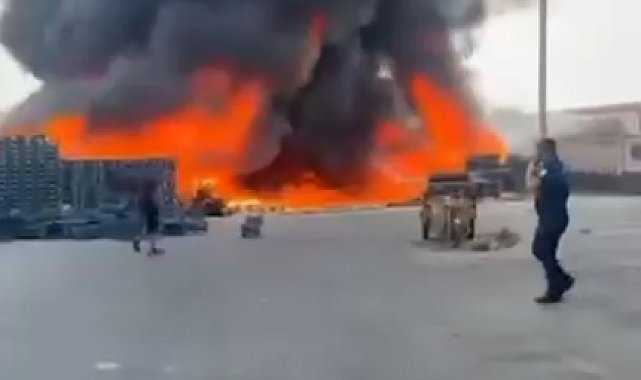 Adana'da sebze halinde yangın