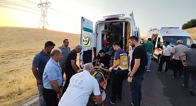 Adıyaman'da iki otomobil çarpıştı; 8 yaralı