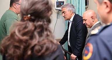 Akçakoca'da TIR ile patpat çarpıştı: 4 ölü, 9 yaralı
