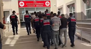 Ankara'da uyuşturucu ticareti operasyonu: 17 gözaltı